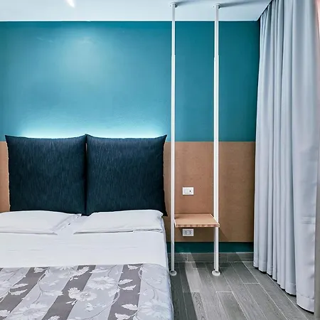 Storyville Business & Hotel