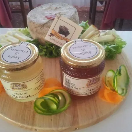 Storyville Business & Hotel Cinquale