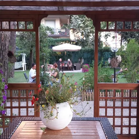 Storyville Business & 3* Cinquale